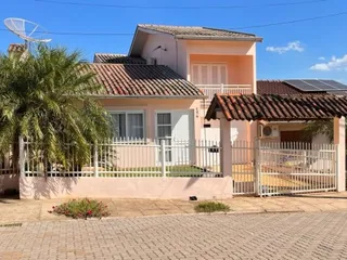 Casa com 3 dormitórios