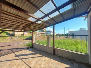 Vista de uma área coberta com piso de cerâmica em Lajeado, Brasil.