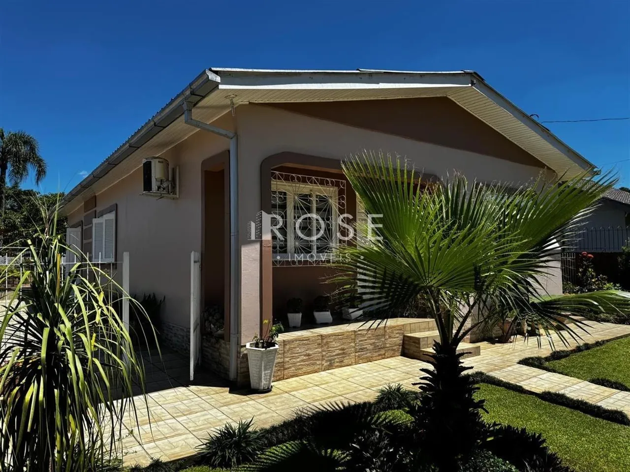Casa com 2 dormitórios, foto 1
