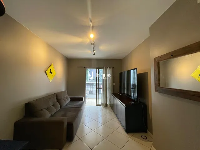 Apartamento com 2 dormitórios, foto 2