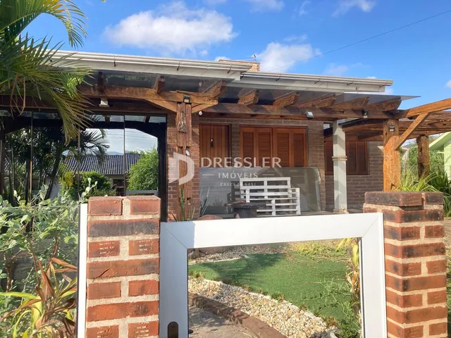 Casa com 3 dormitórios