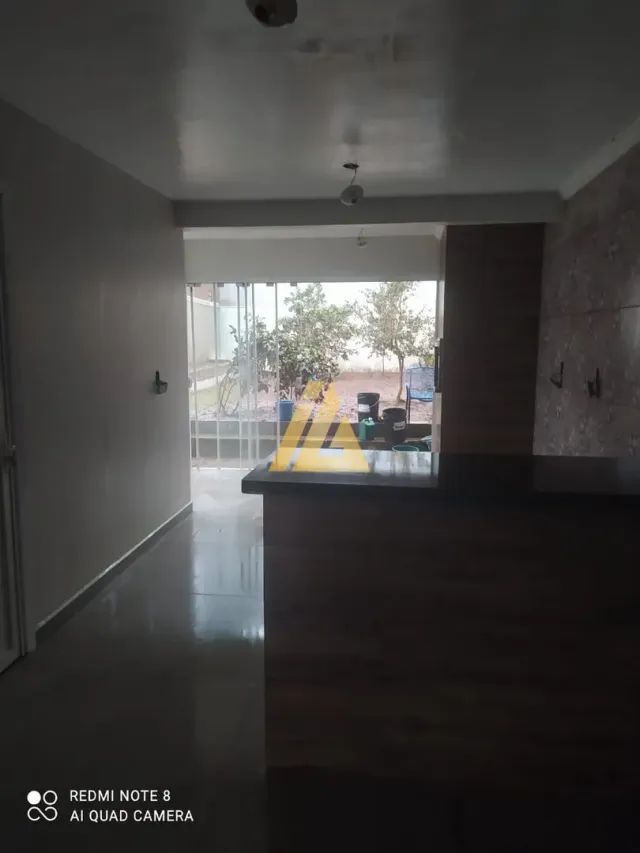 Casa com 2 dormitórios