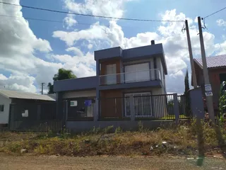 Casa com 3 dormitórios, foto 1