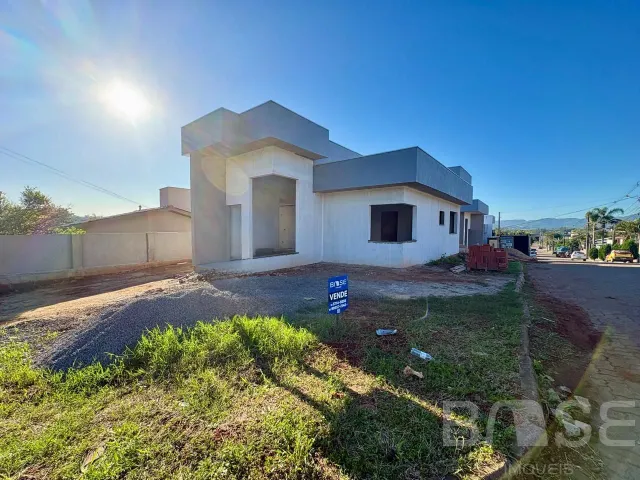 Casa geminada com 3 dormitórios