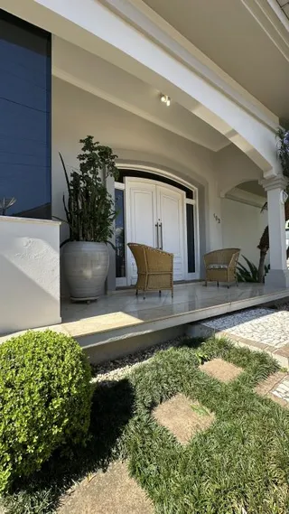 Casa com 5 dormitórios, foto 2