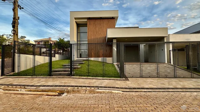Casa com 3 dormitórios