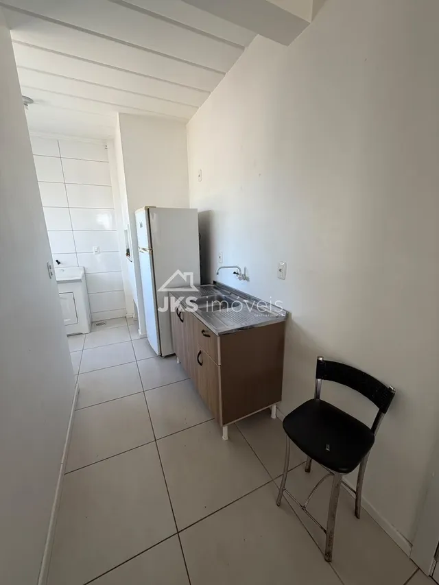 Apartamento com 2 dormitórios, foto 3