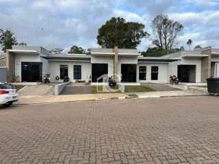 Casa geminada com 2 dormitórios, foto 2