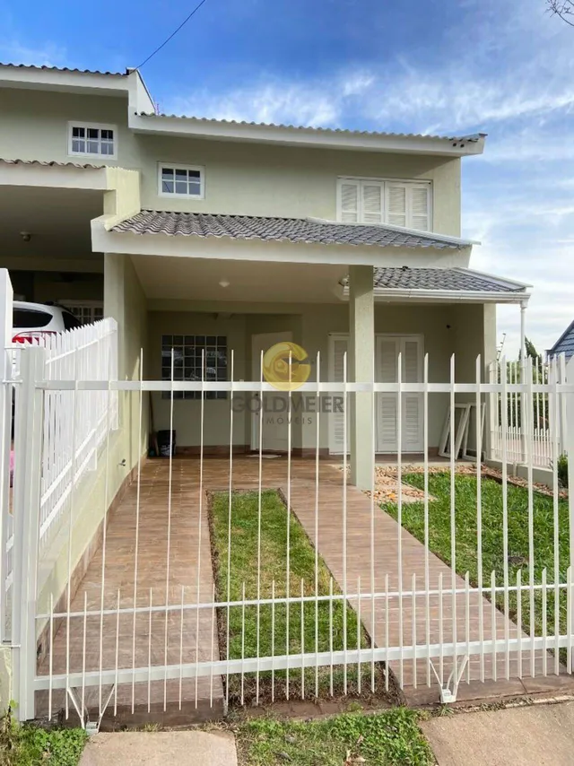 Sobrado com 3 dormitórios