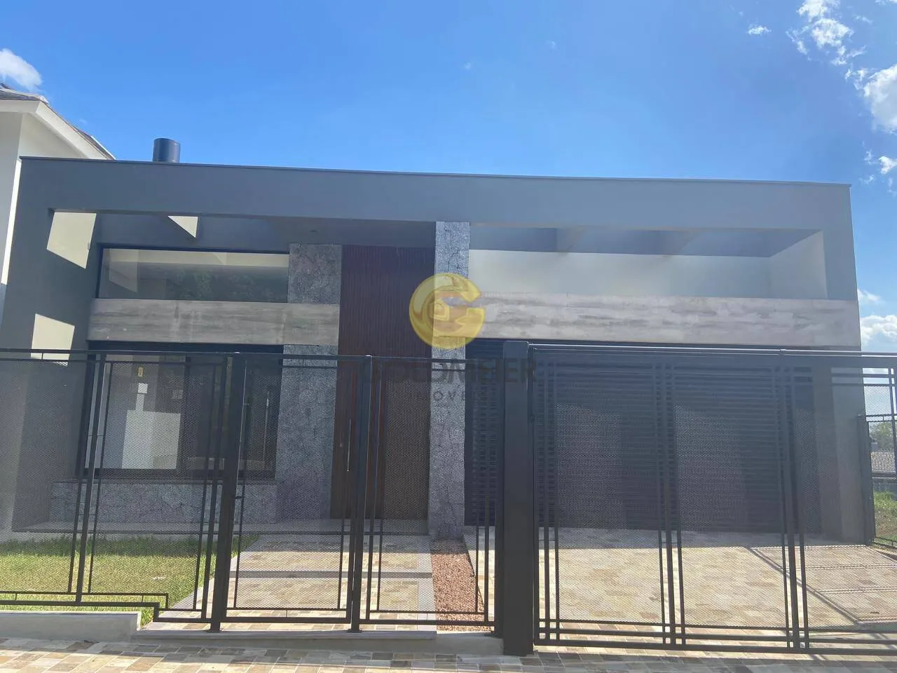 Casa com 3 dormitórios, foto 1
