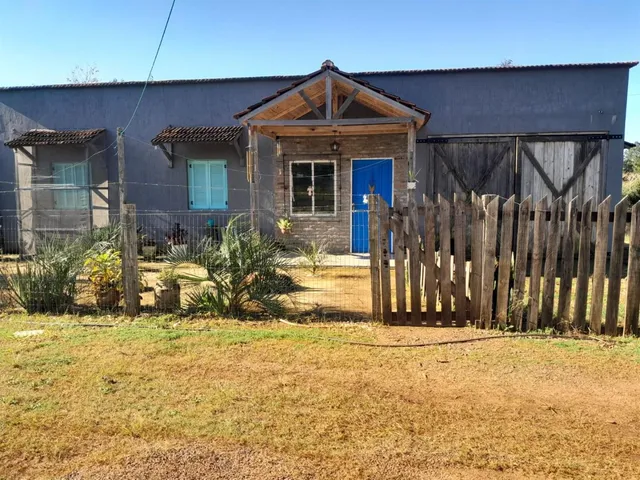Área rural com 3 dormitórios