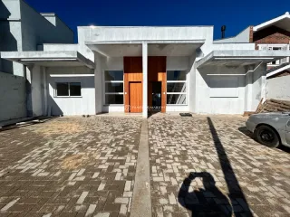 Casa geminada com 2 dormitórios, foto 1