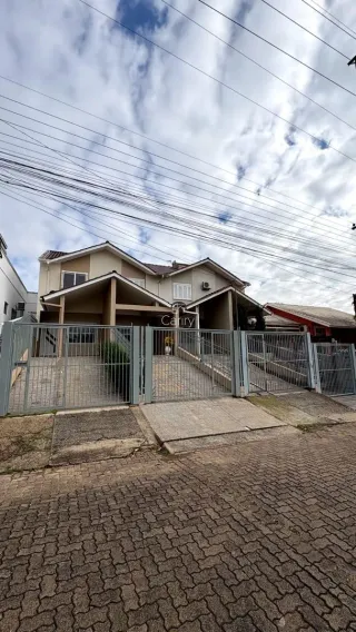 Sobrado com 2 dormitórios