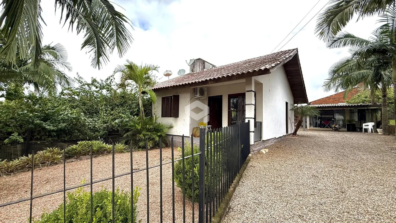 Casa com 2 dormitórios, foto 1