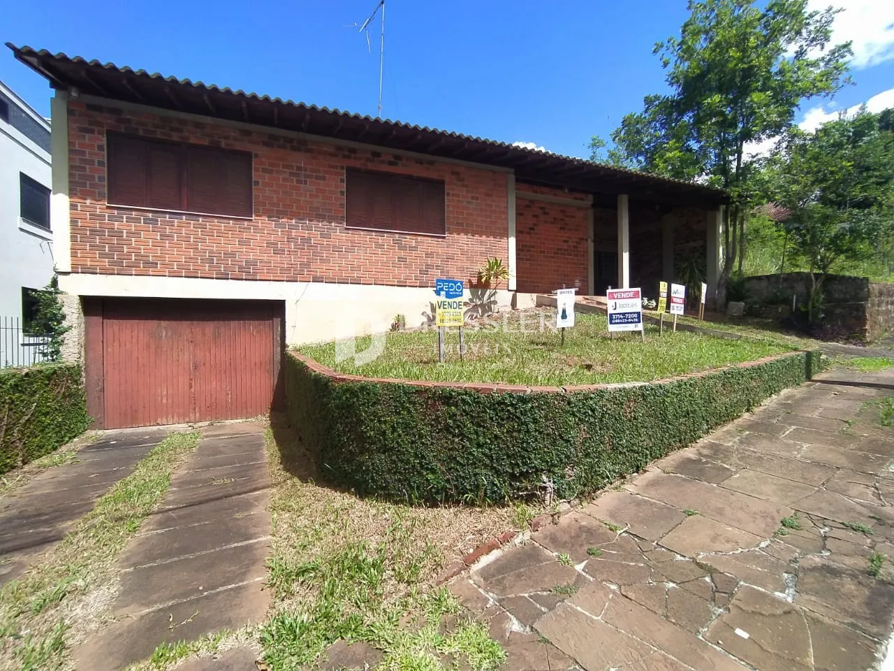 Casa com 4 dormitórios, foto 1