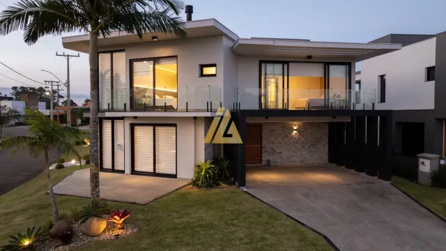Casa com 5 dormitórios, foto 2
