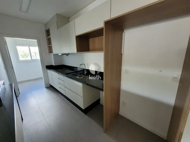 Apartamento com 2 dormitórios, foto 3