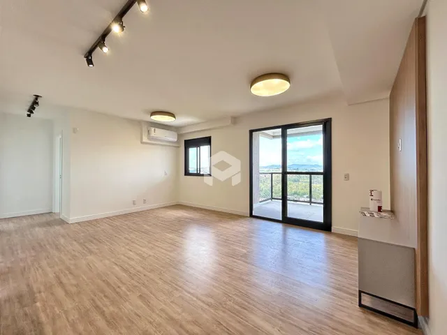 Apartamento com 3 dormitórios, foto 2