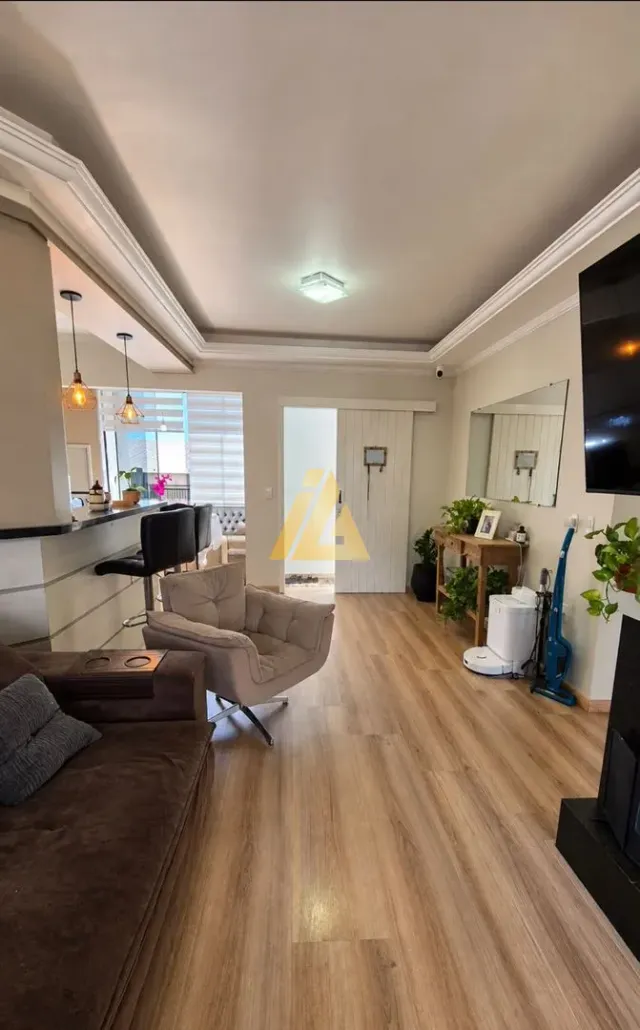 Casa com 3 dormitórios, foto 2