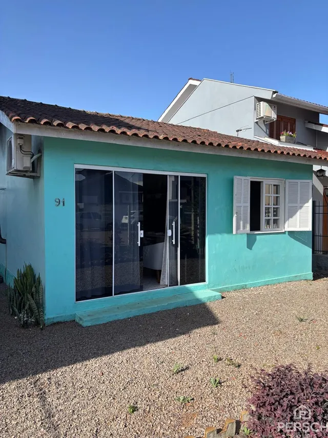 Casa com 2 dormitórios