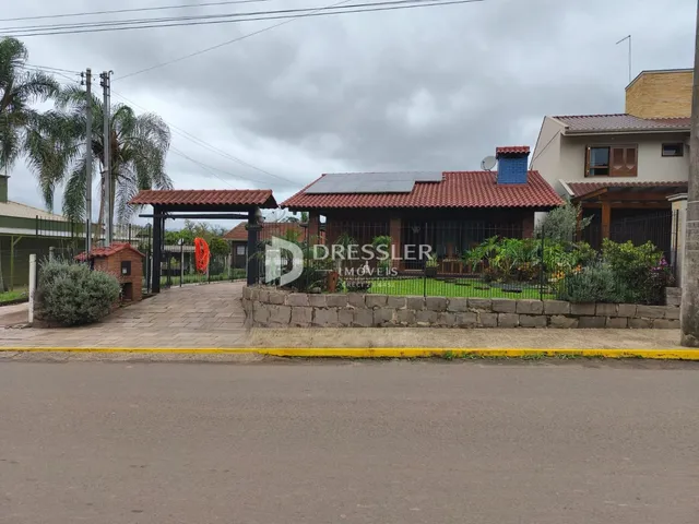 Casa com 3 dormitórios
