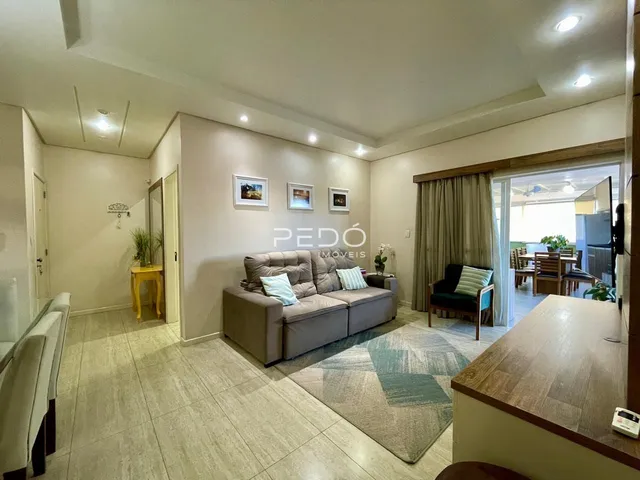 Apartamento com 2 dormitórios