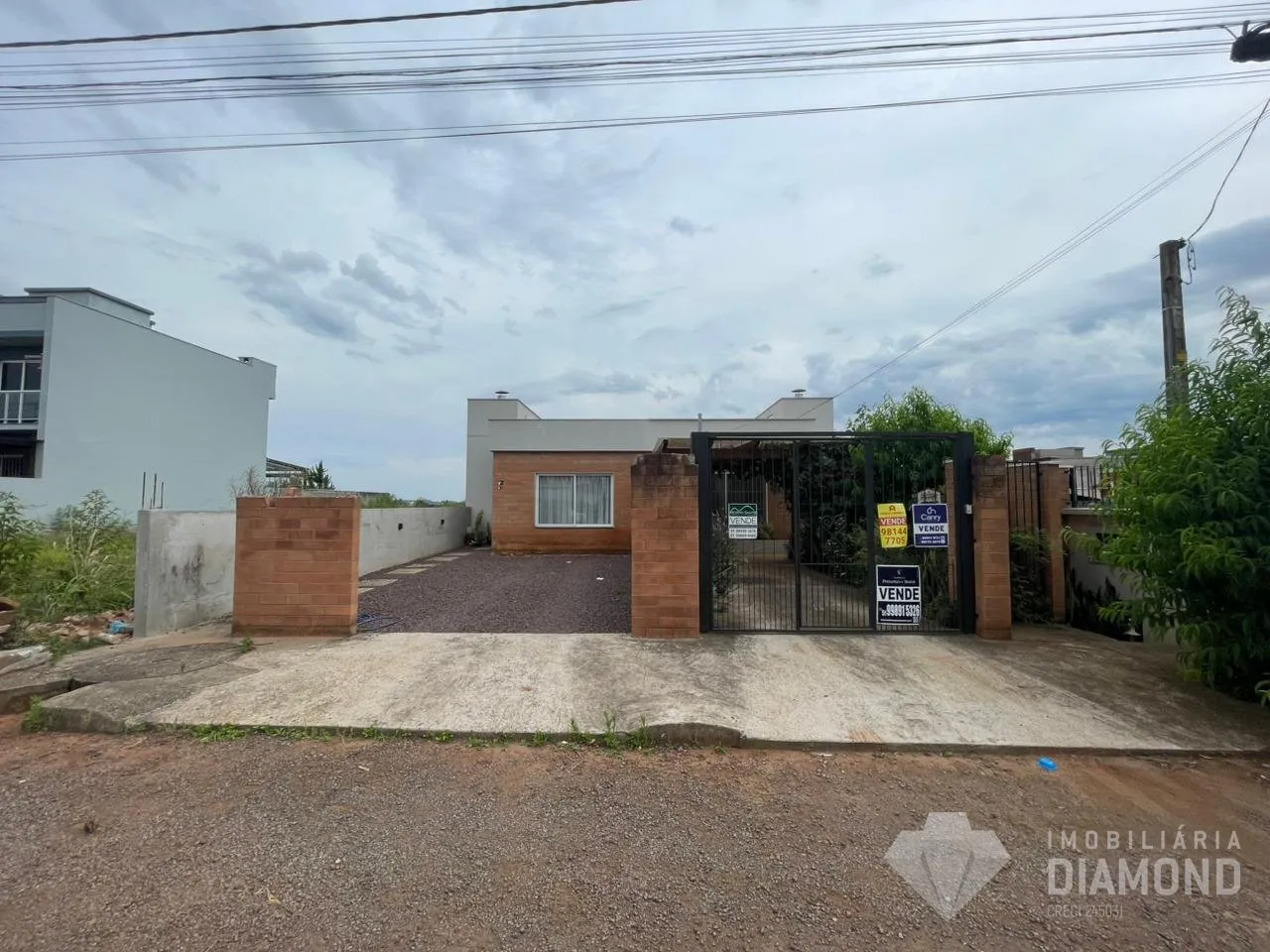 Casa geminada com 2 dormitórios, foto 1