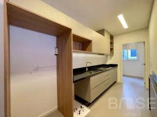 Apartamento com 2 dormitórios, foto 2