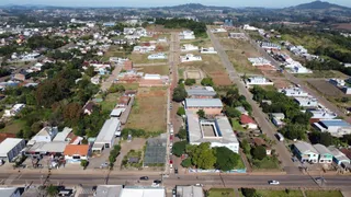 Vista aérea de um loteamento residencial em Lajeado, Brasil.