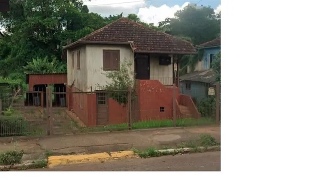 Casa com 2 dormitórios