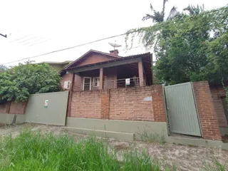 Casa com 2 dormitórios, foto 1