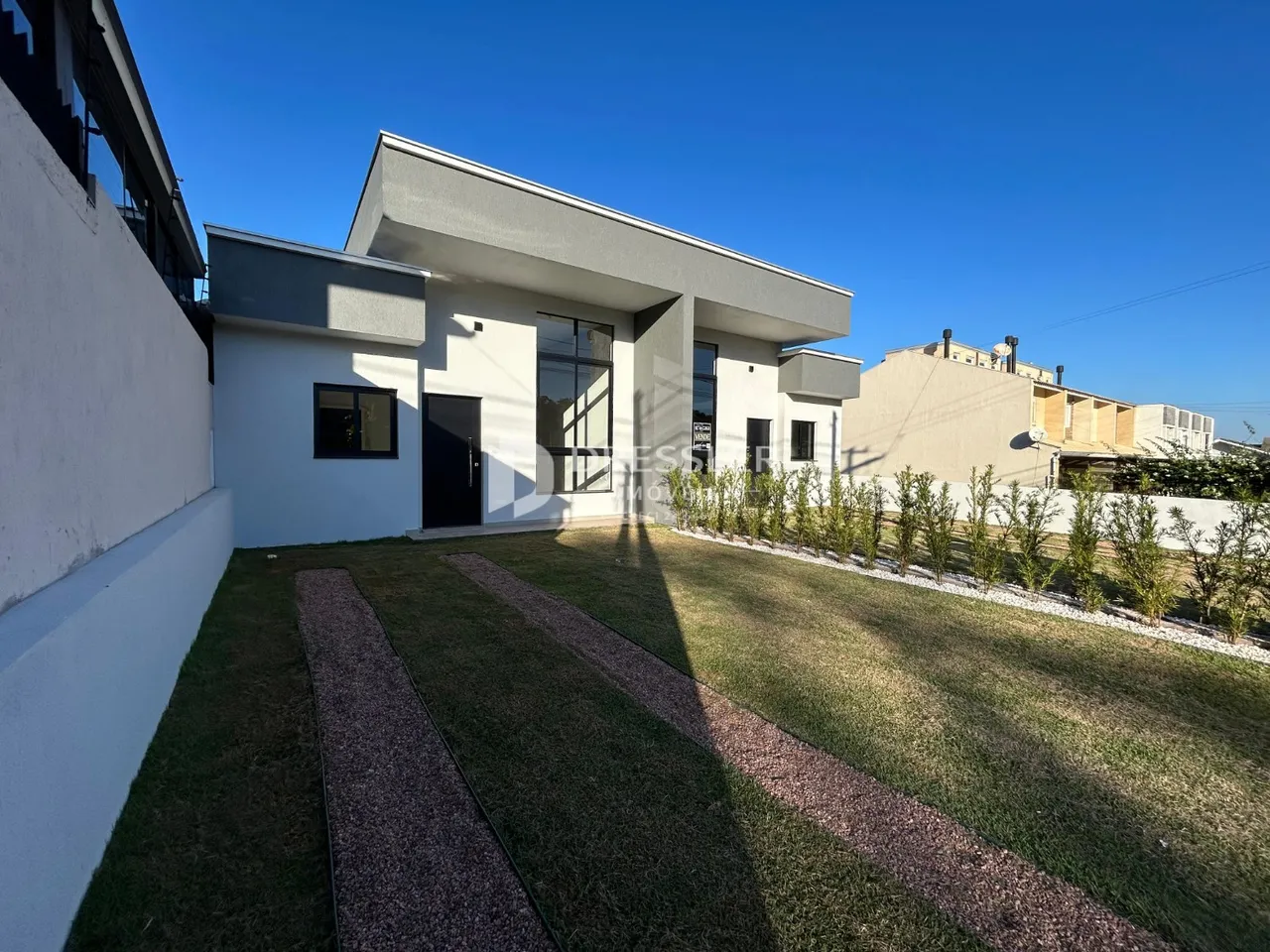 Casa geminada com 3 dormitórios, foto 1