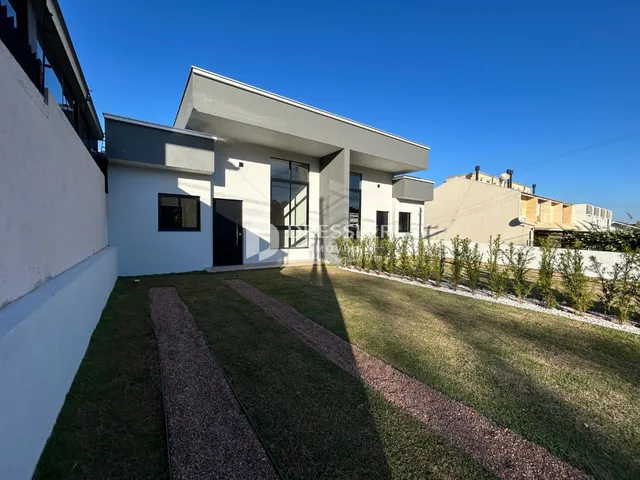 Casa geminada com 3 dormitórios