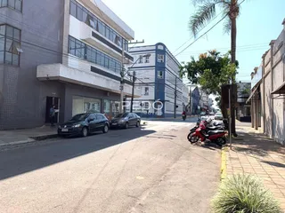 Fachada de um prédio residencial na rua em Lajeado, Brasil.