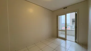 Apartamento com 3 dormitórios, foto 13