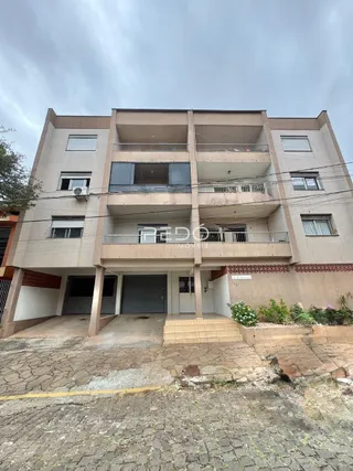 Fachada de um prédio residencial em Lajeado, Brasil.