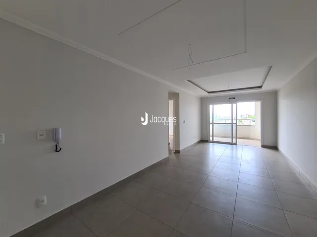 Apartamento com 2 dormitórios, foto 2