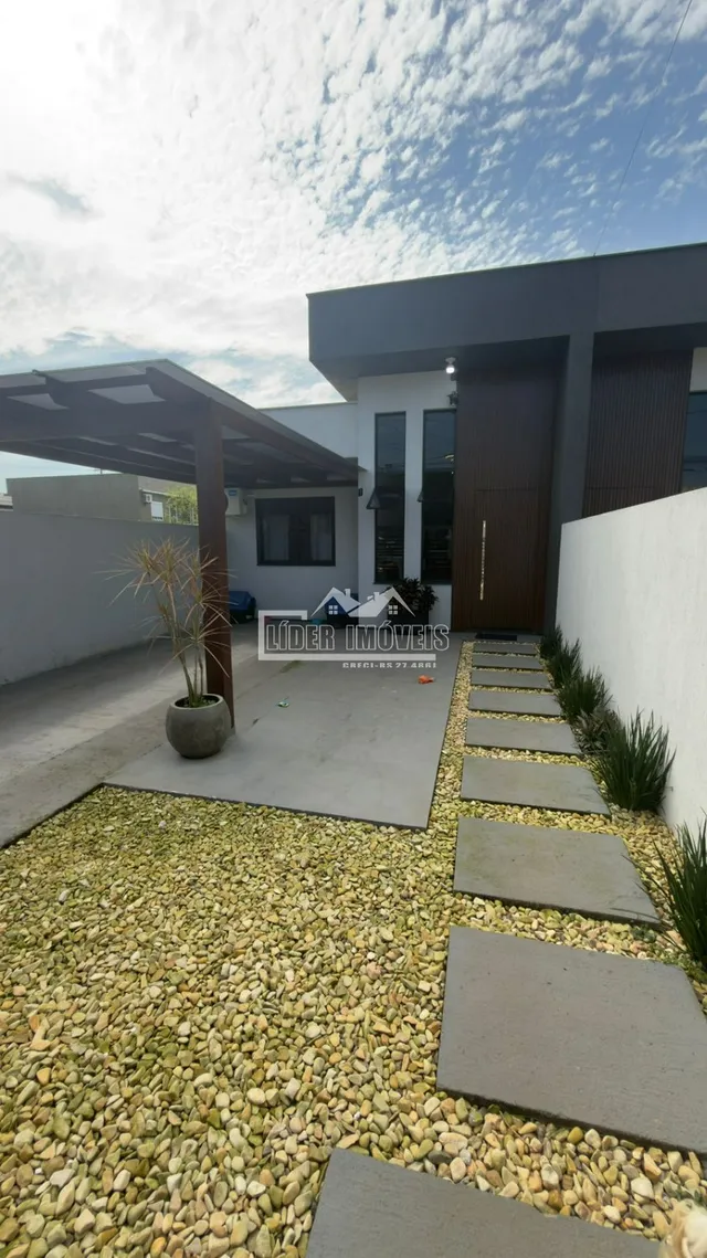 Casa geminada com 2 dormitórios