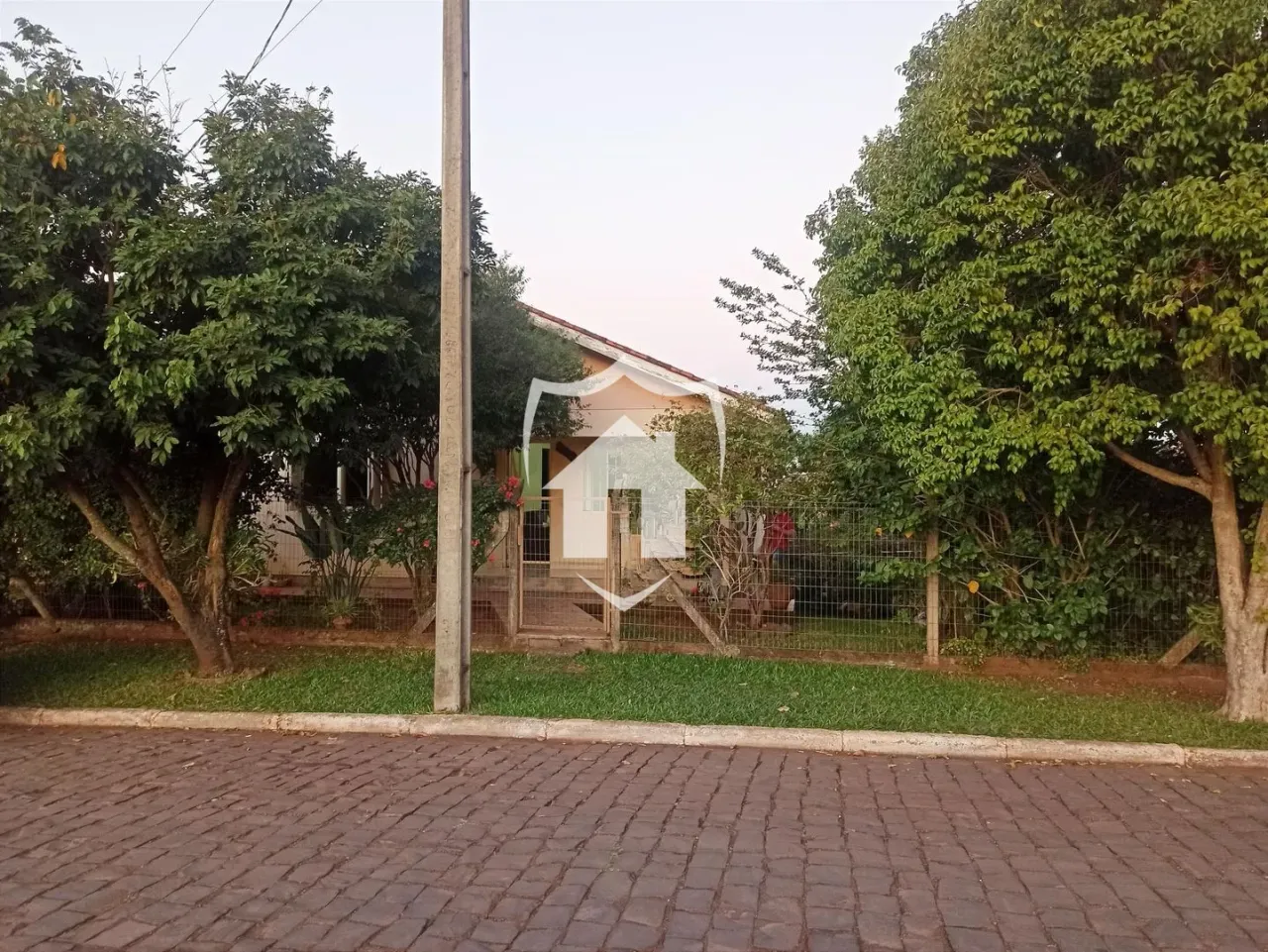 Casa com 3 dormitórios, foto 1