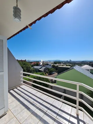 Vista da varanda de uma propriedade em Lajeado, Brasil.