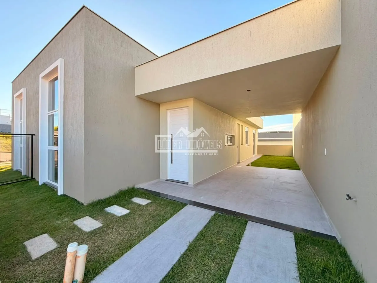 Casa geminada com 2 dormitórios, foto 1