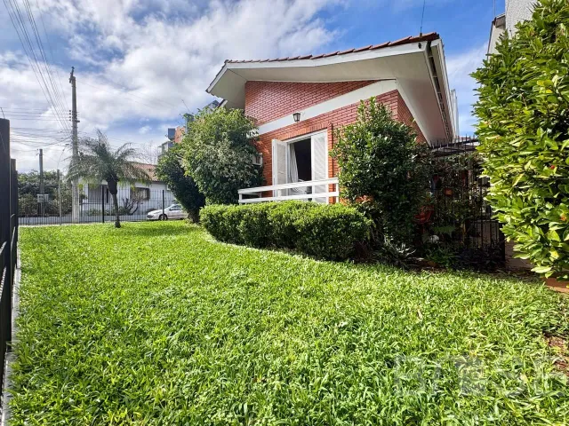 Casa com 3 dormitórios