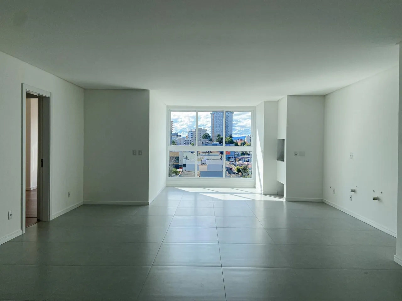 Apartamento com 2 dormitórios, foto 1