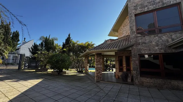 Casa com 4 dormitórios, foto 3