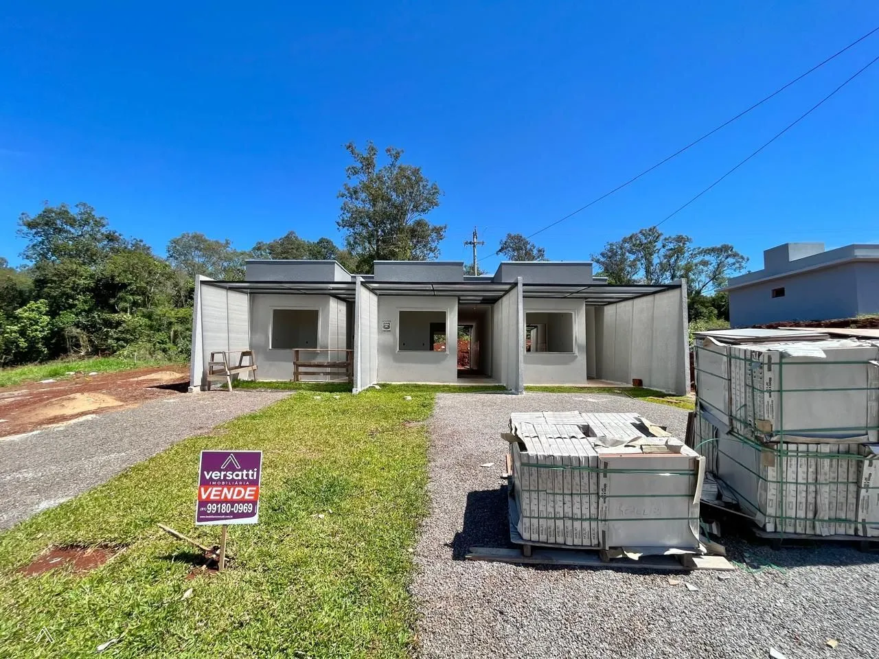 Casa geminada com 2 dormitórios, foto 1