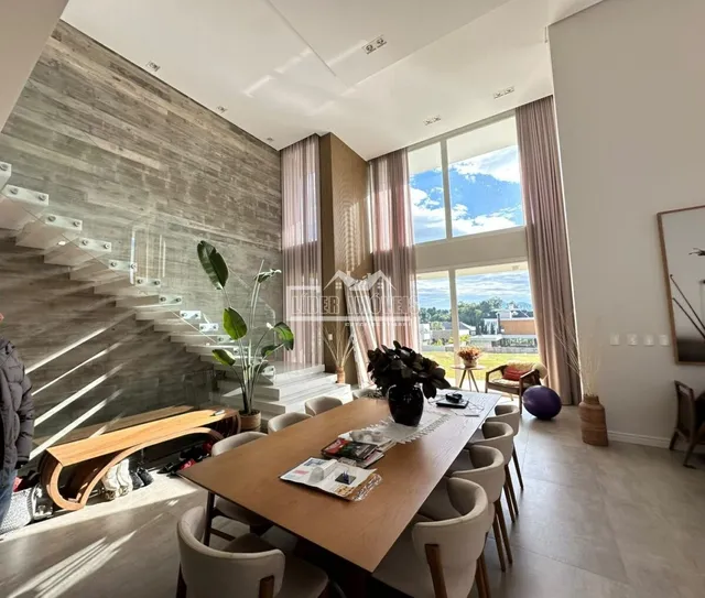 Casa com 4 dormitórios, foto 2