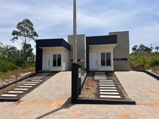 Casa com 2 dormitórios, foto 1