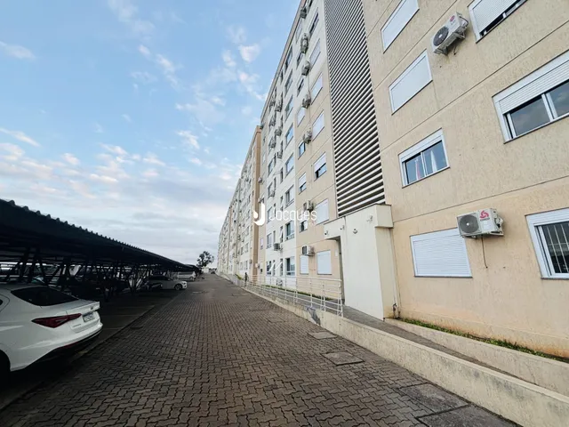 Fachada de um prédio residencial em Lajeado, Brasil.