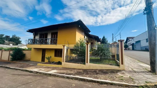 Casa com 3 dormitórios, foto 2