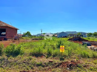 Vista externa de um terreno com vegetação em Lajeado, Brasil.